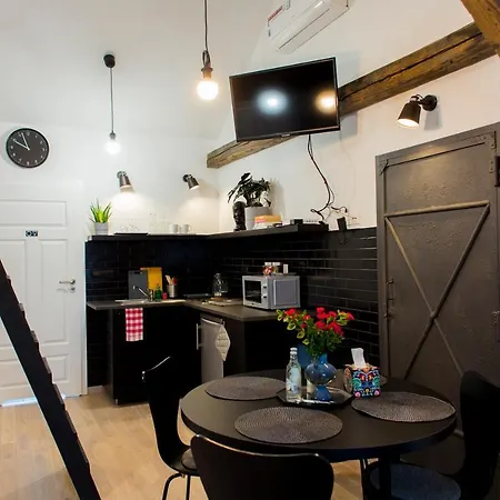 Pilotow 87 Cracóvia