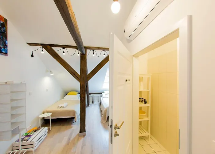 Apartment Pilotow 87 *